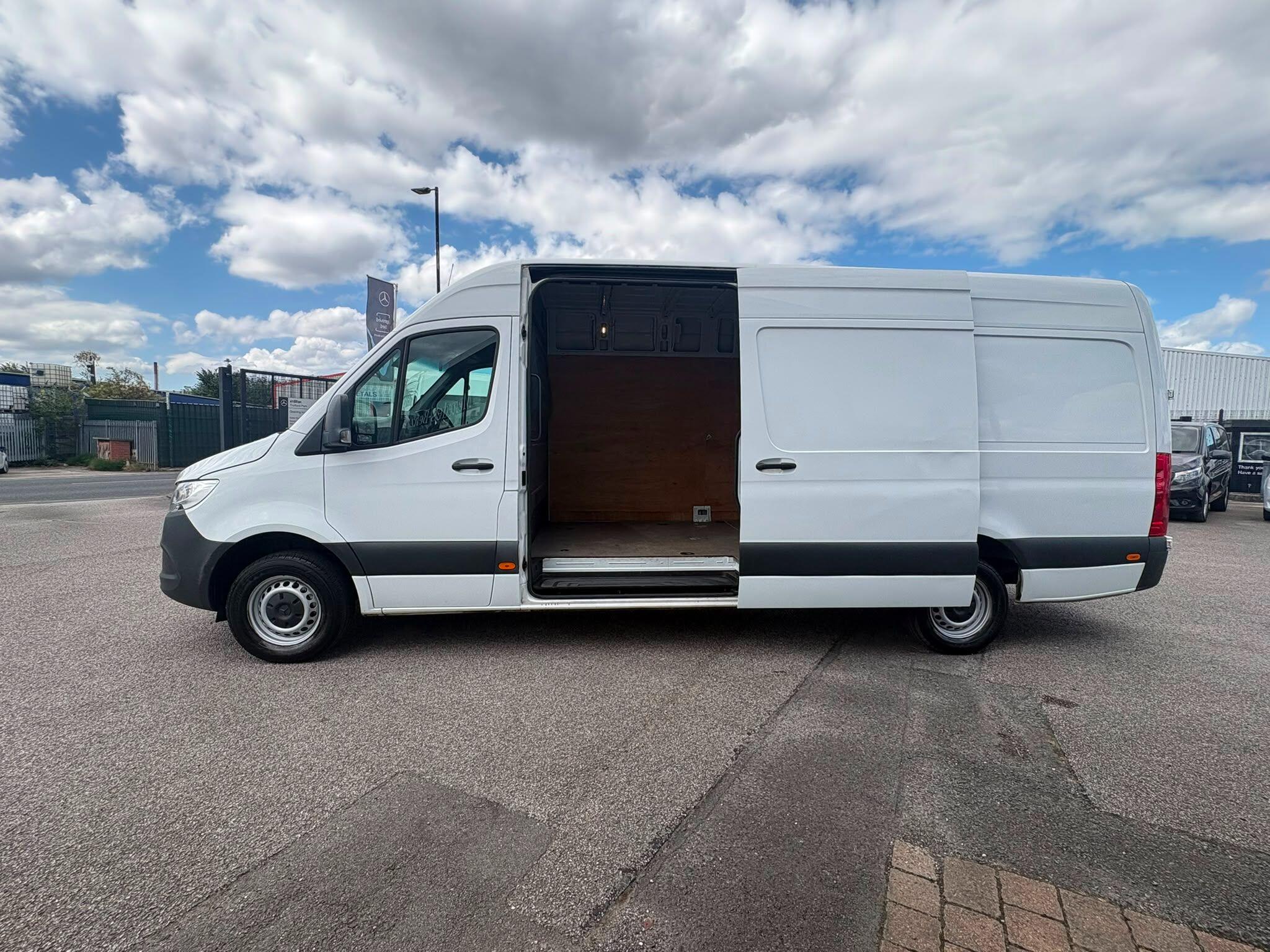 Mercedes-Benz Sprinter